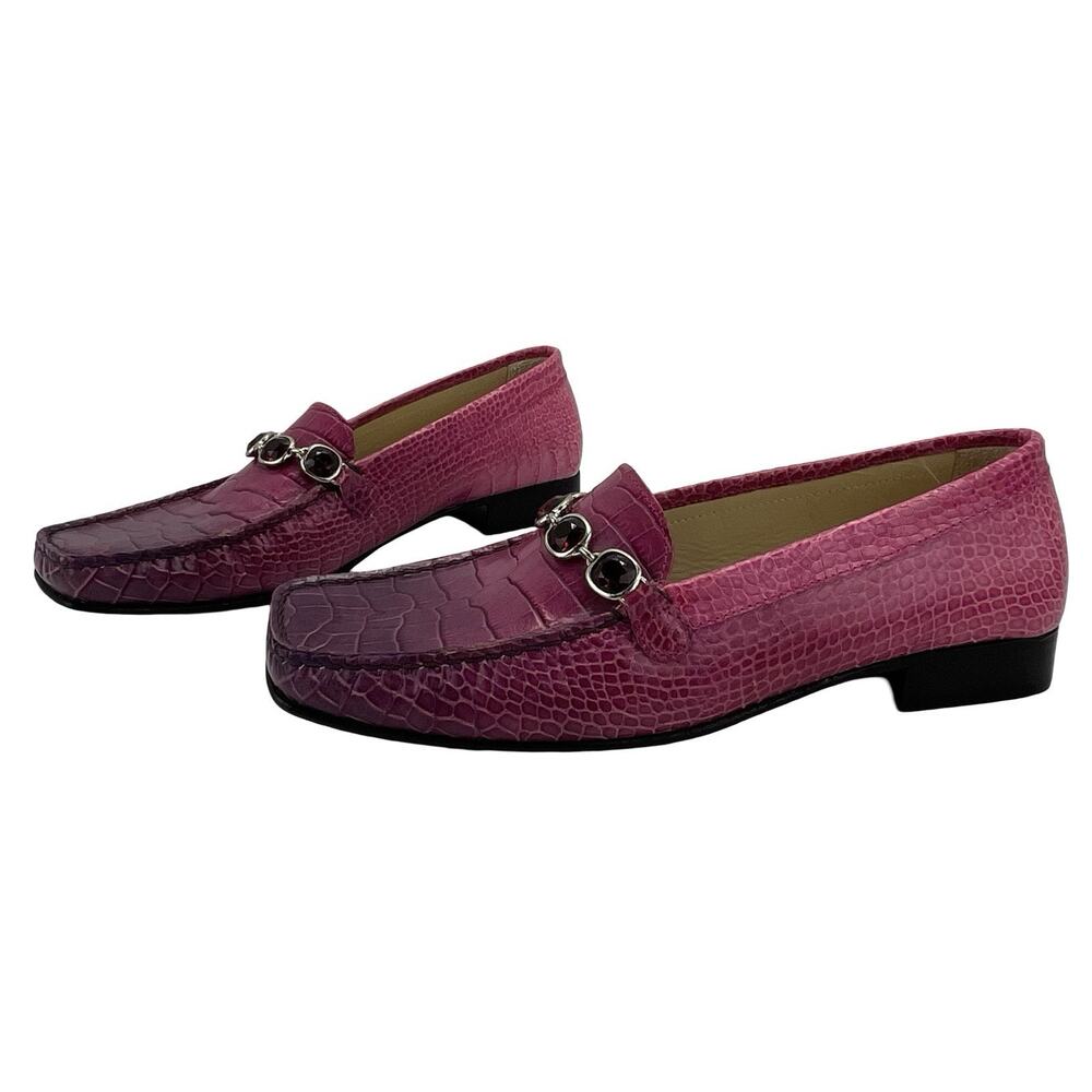 Stuart Weitzman Magenta Croc-Embossed Loafers 7.5 Luxe Leather Slip-On